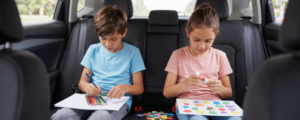 Zomervakantie met kinderen: zo hou je ze creatief bezig (zonder scherm) - Petits Artistes